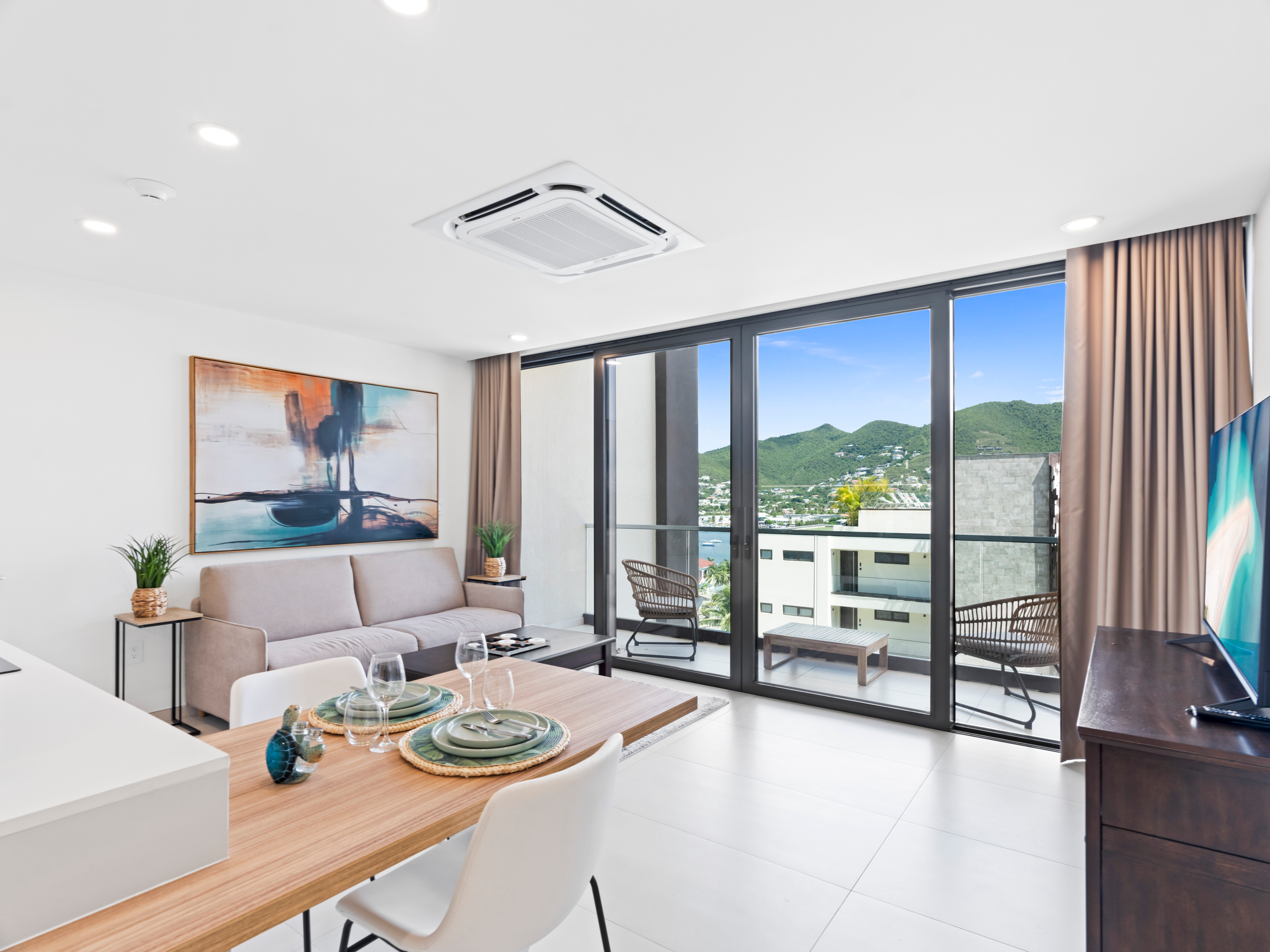 The hills residence B214