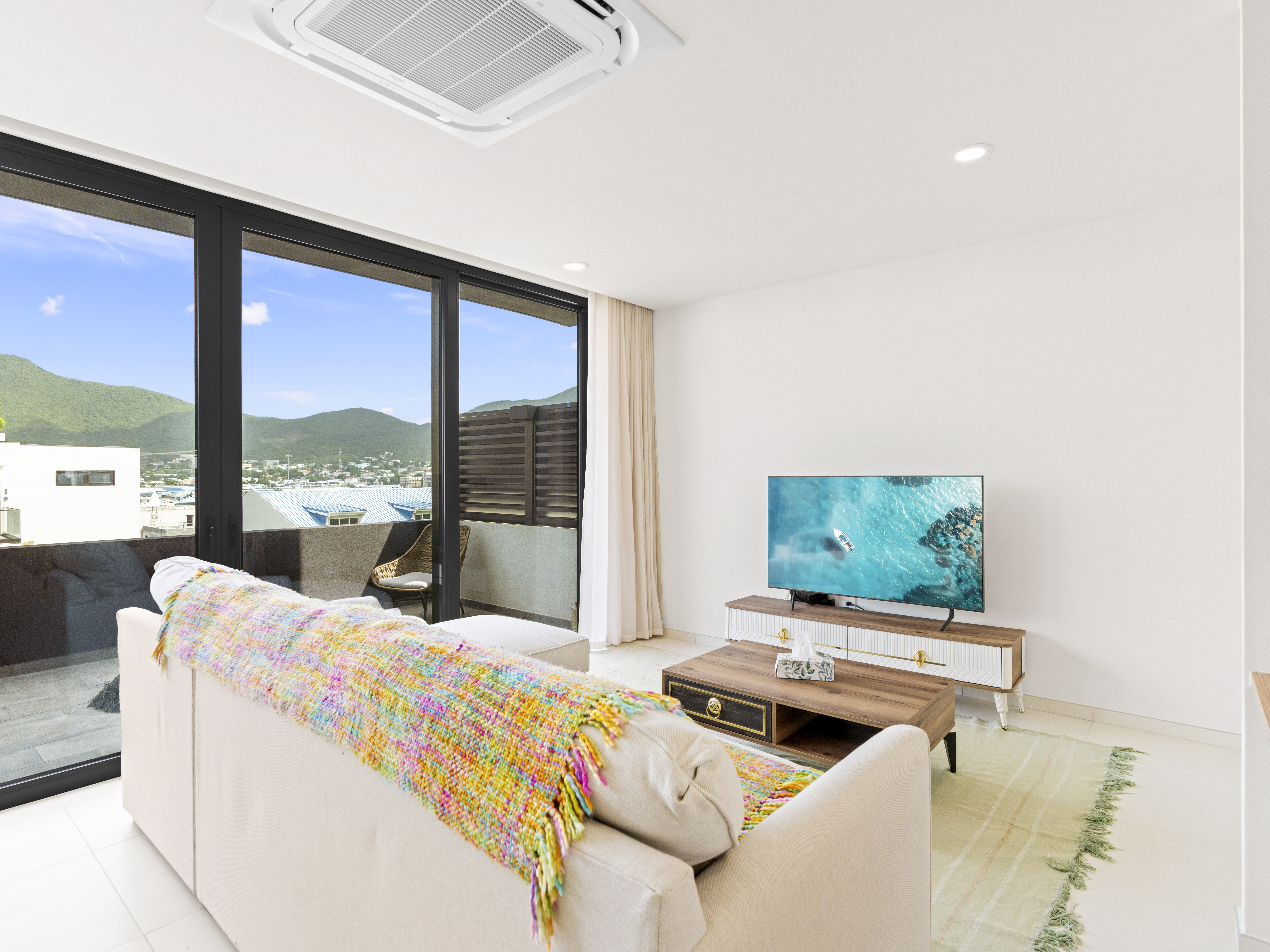 The hills residence B201