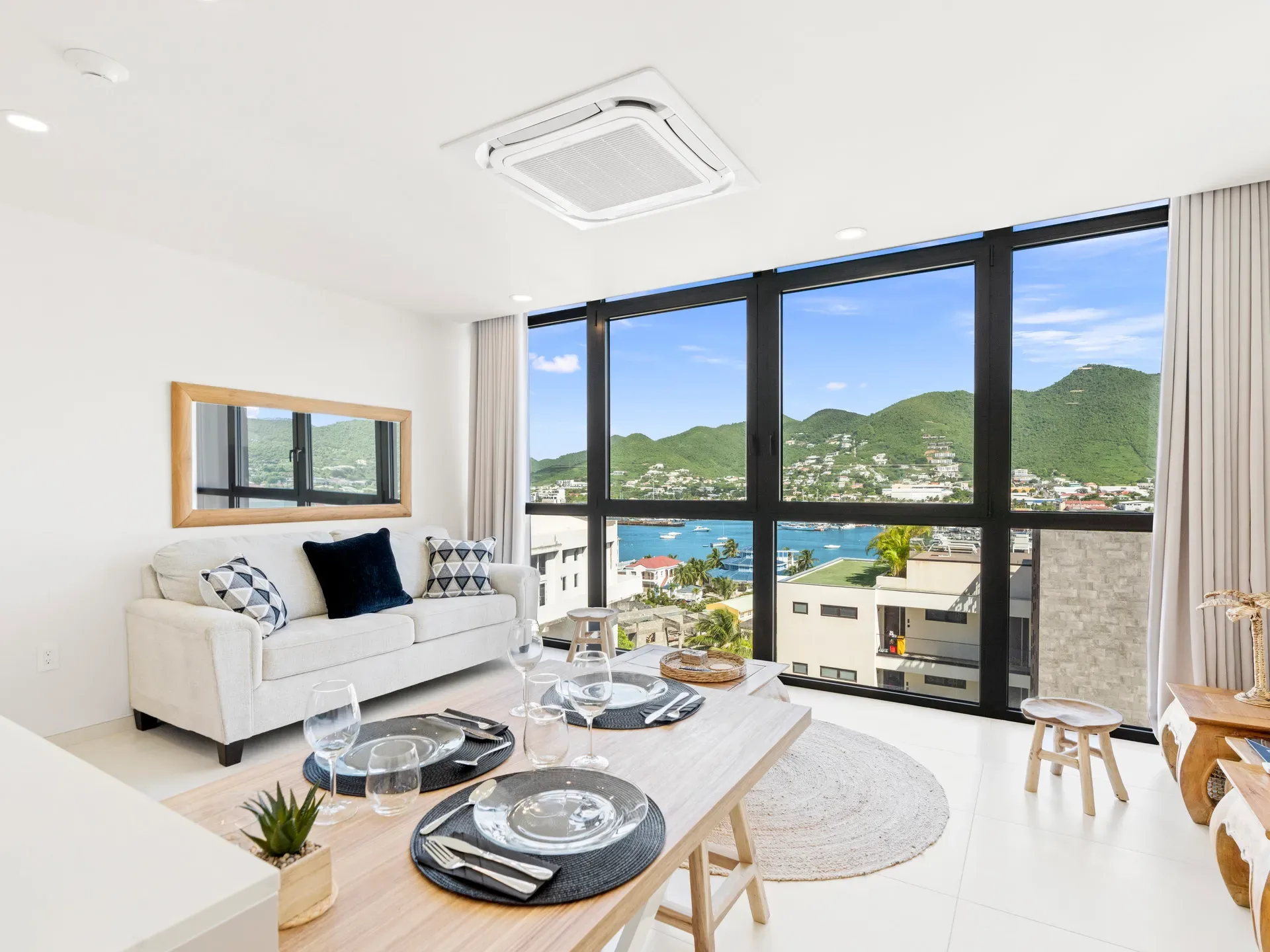 The Hills Residence - B241 (19)