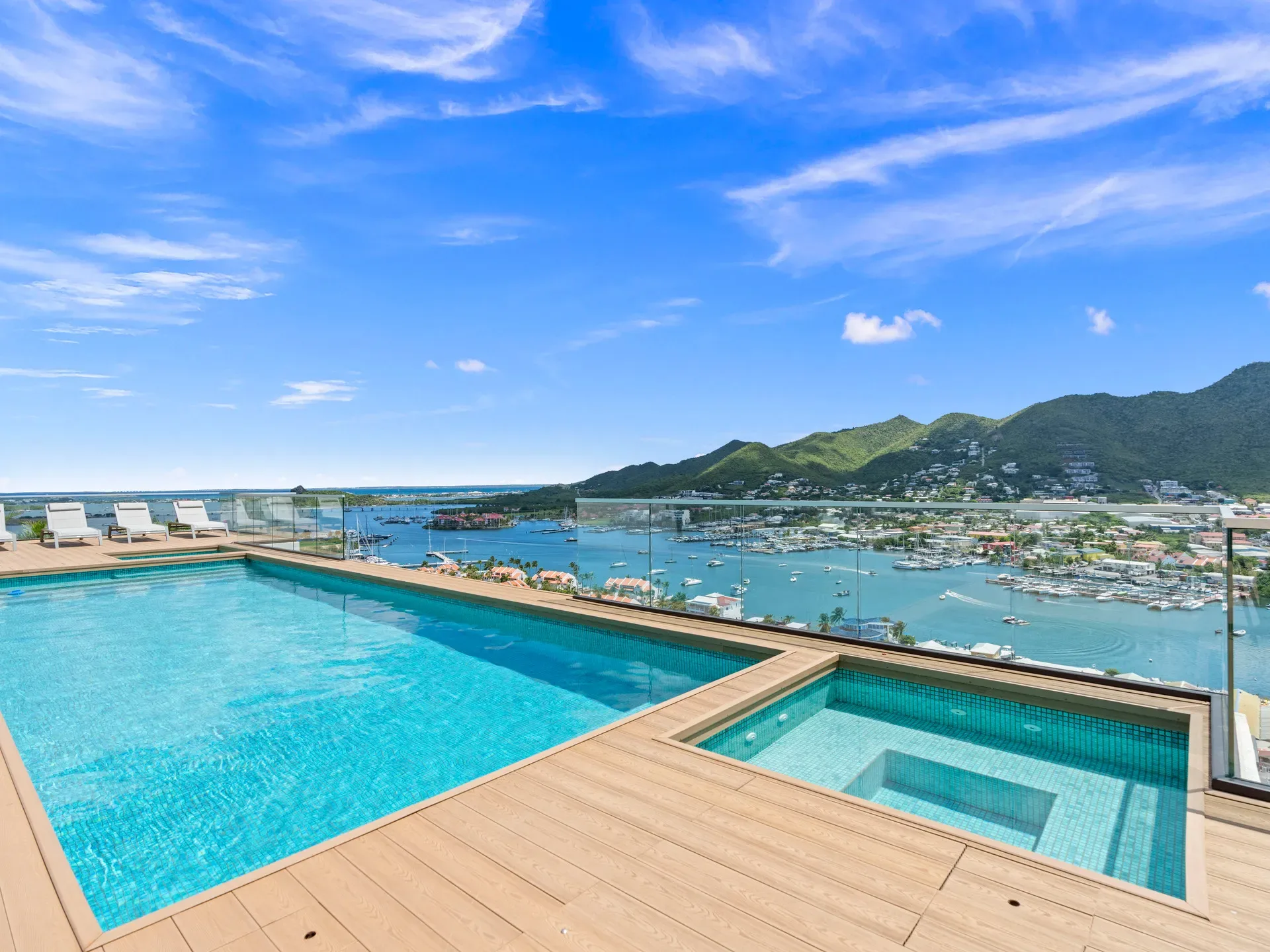 The Hills Residence - C343