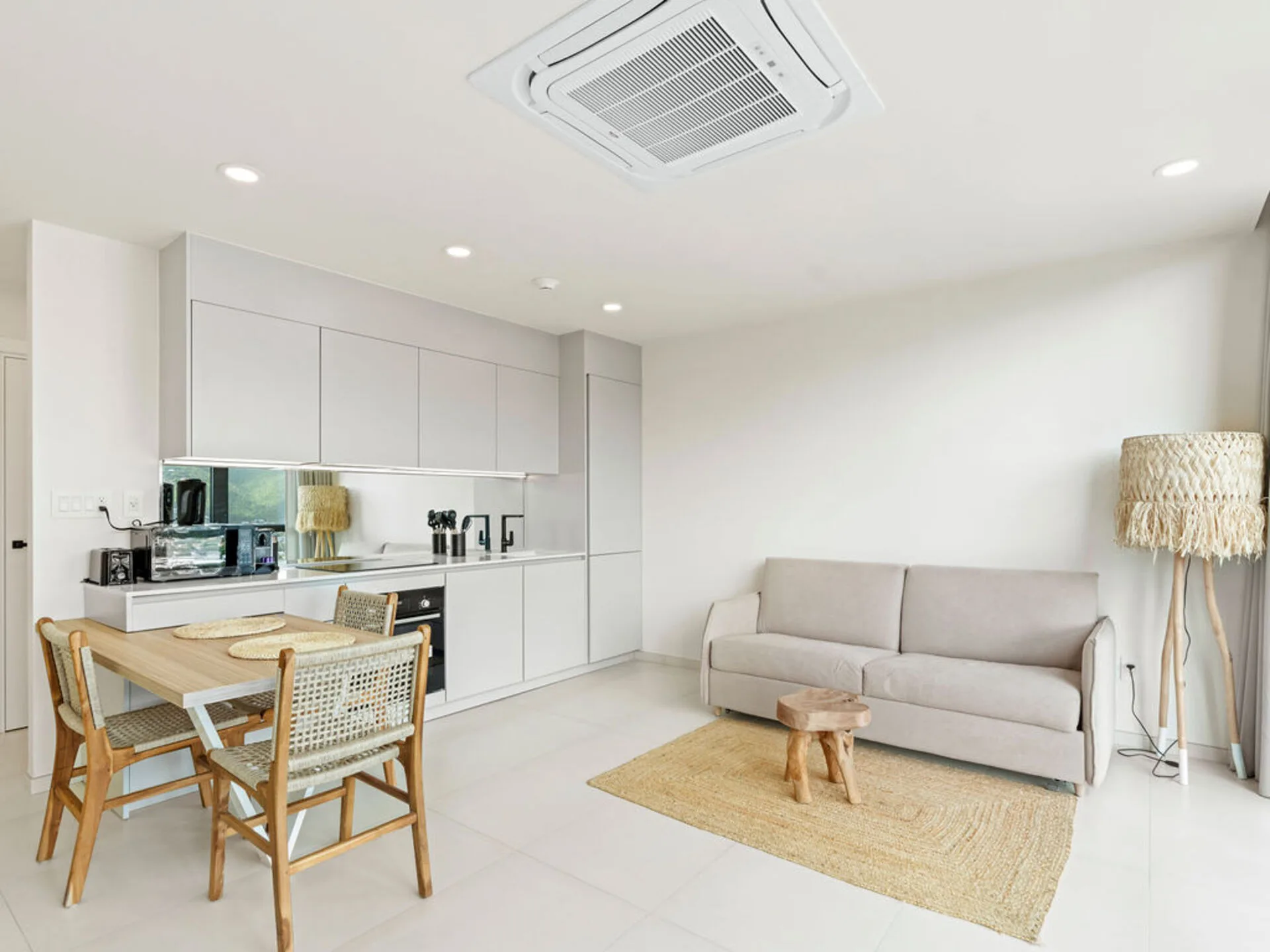 The Hills Residence - D417