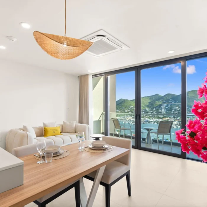 The Hills Residence - D446