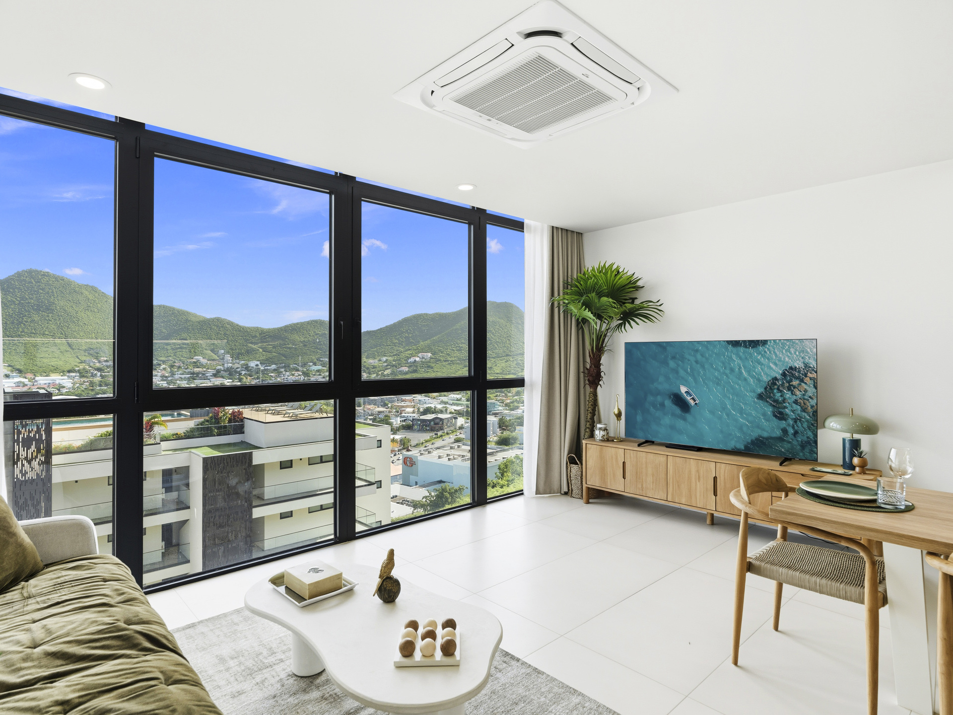 D425 - Cosy 1 Bedroom with Lagoon View